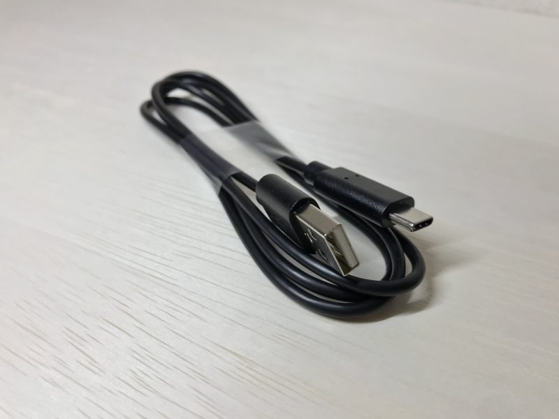 WiMAX WX06に同梱されているUSBケーブル