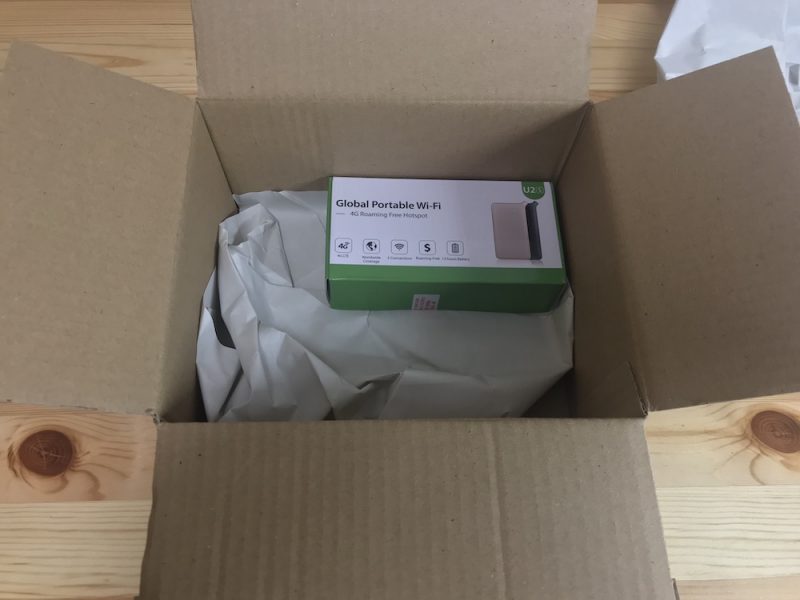 Mugen WiFiの段ボール箱