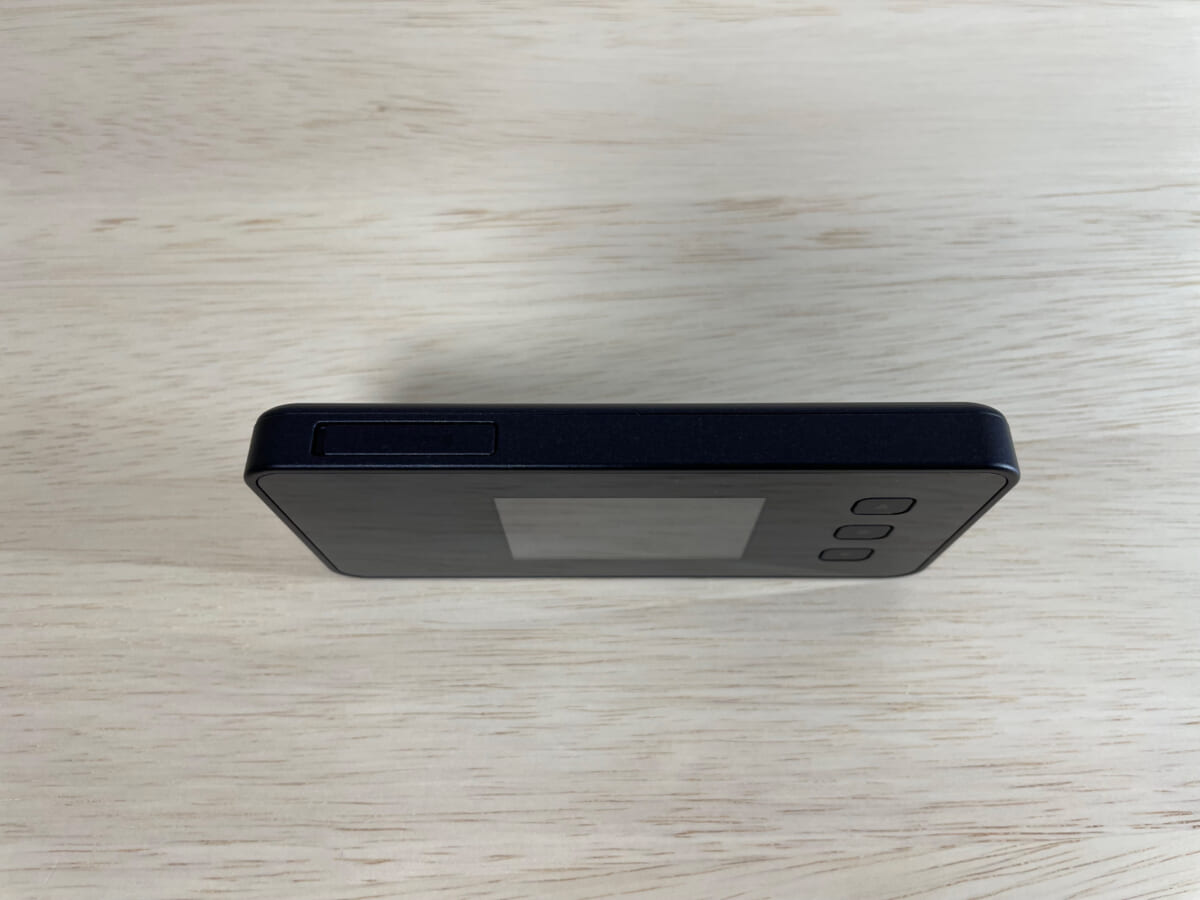 Speed Wi-Fi 5G X12本体