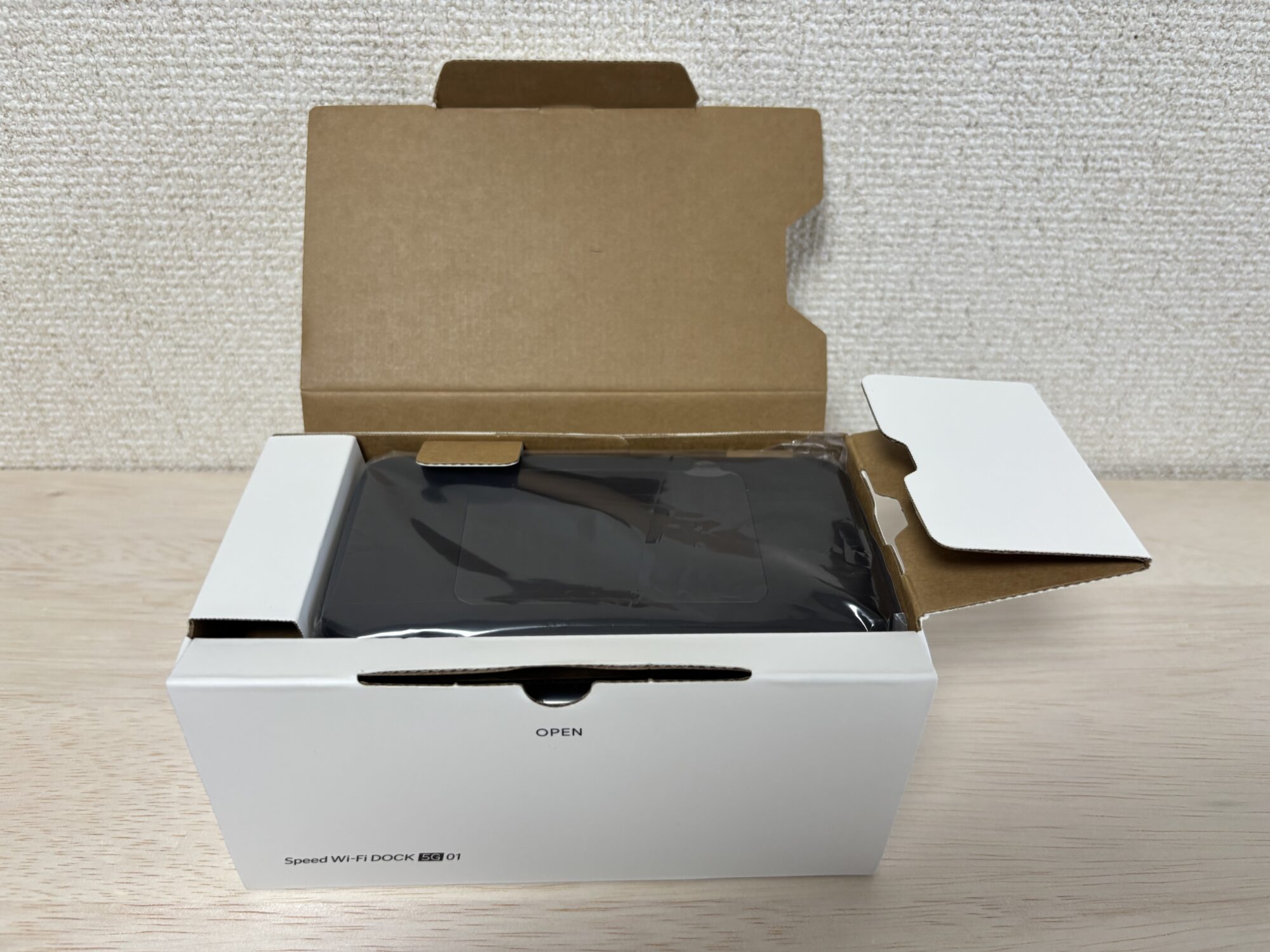 WiMAX Speed Wi-Fi DOCK 5G 01（CPS 01）